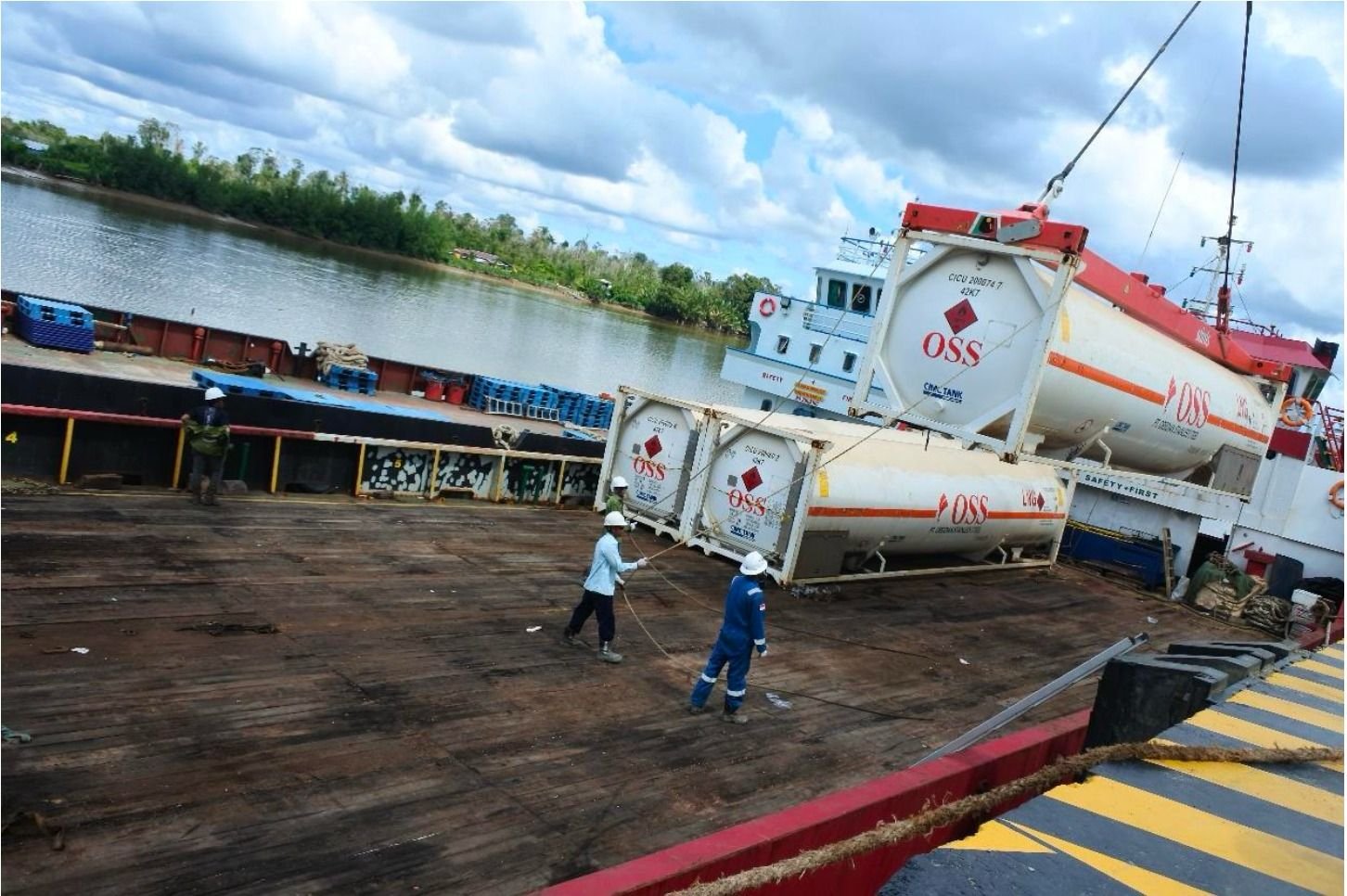 PGN Salurkan LNG ke Pelanggan Smelter di Sulawesi Tenggara