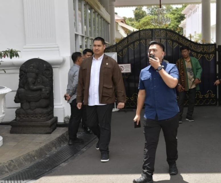 Menpora Dito Hadiri Sidang Kabinet Paripurna Terkait Peningkatan Kerja ASN Melalui Keterpaduan Layanan Digital Pemerintah