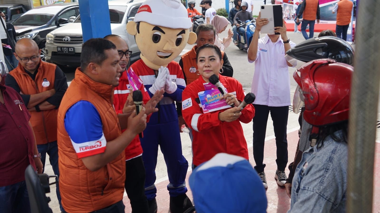 Bulan K3, Pertamina Patra Niaga Sampaikan Safety Campaign Kepada Pelanggan di SPBU