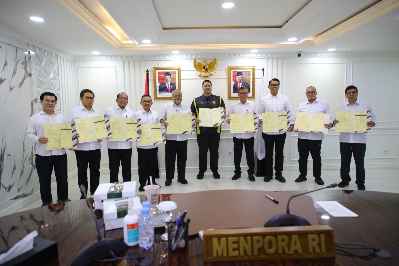 Tandatangani Perjanjian Kinerja Tahun 2024 Bersama Eselon I Kemenpora,Menpora Dito Tekankan 5 Poin