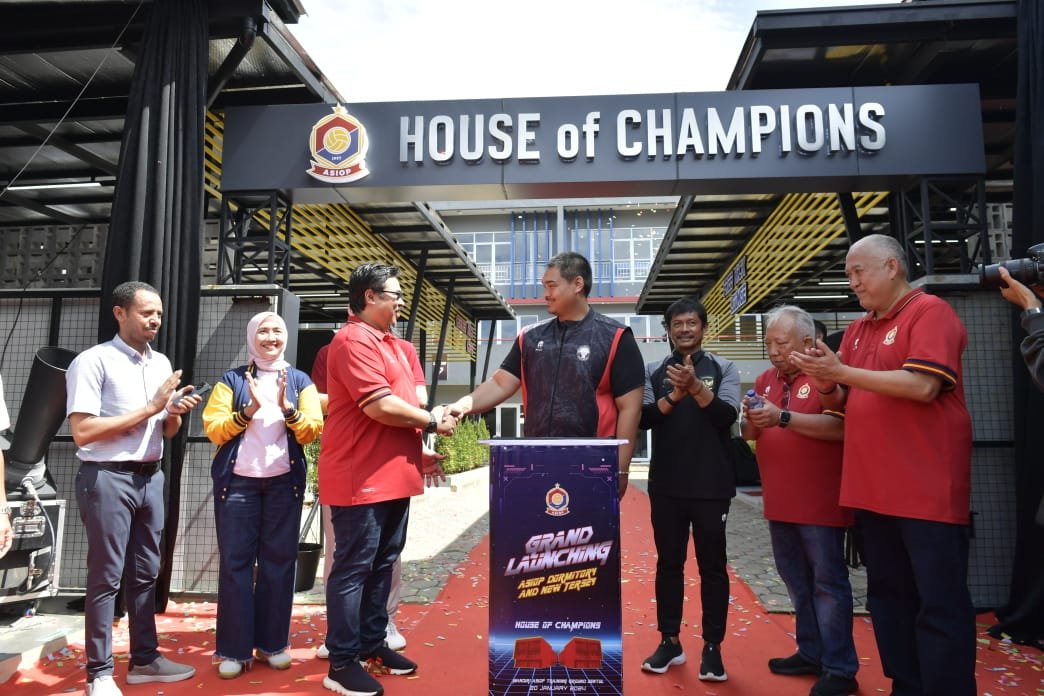 Menpora Dito Berharap Akademi Sepak Bola ASIOP Bisa Bantu Pengembangan Timnas Sepak Bola Indonesia