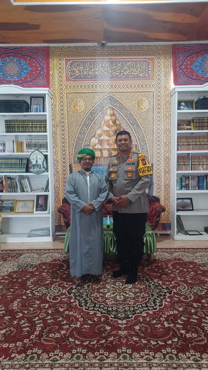Kapolres Madina AKBP Arie Sofandi Paloh Sowan ke Ulama