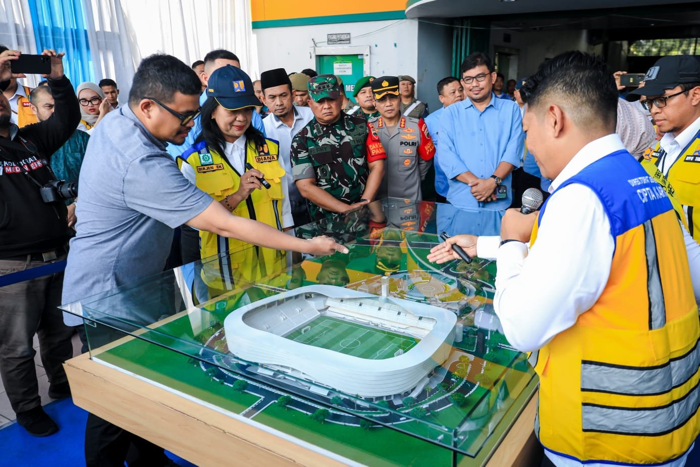 Pekerjaan Fisik Sarana dan Prasarana serta Rehabilitasi Stadion Teladan Dimulai