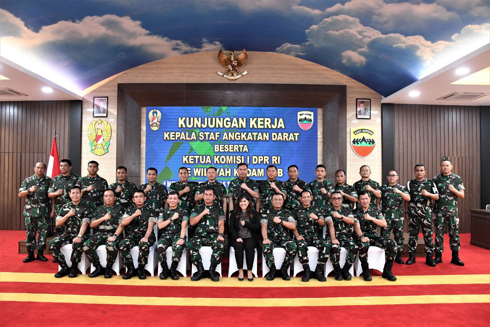 Jamin Netralitas TNI, Kasad Bersama Ketua Komisi I DPR RI Kunjungi Kodam I/BB