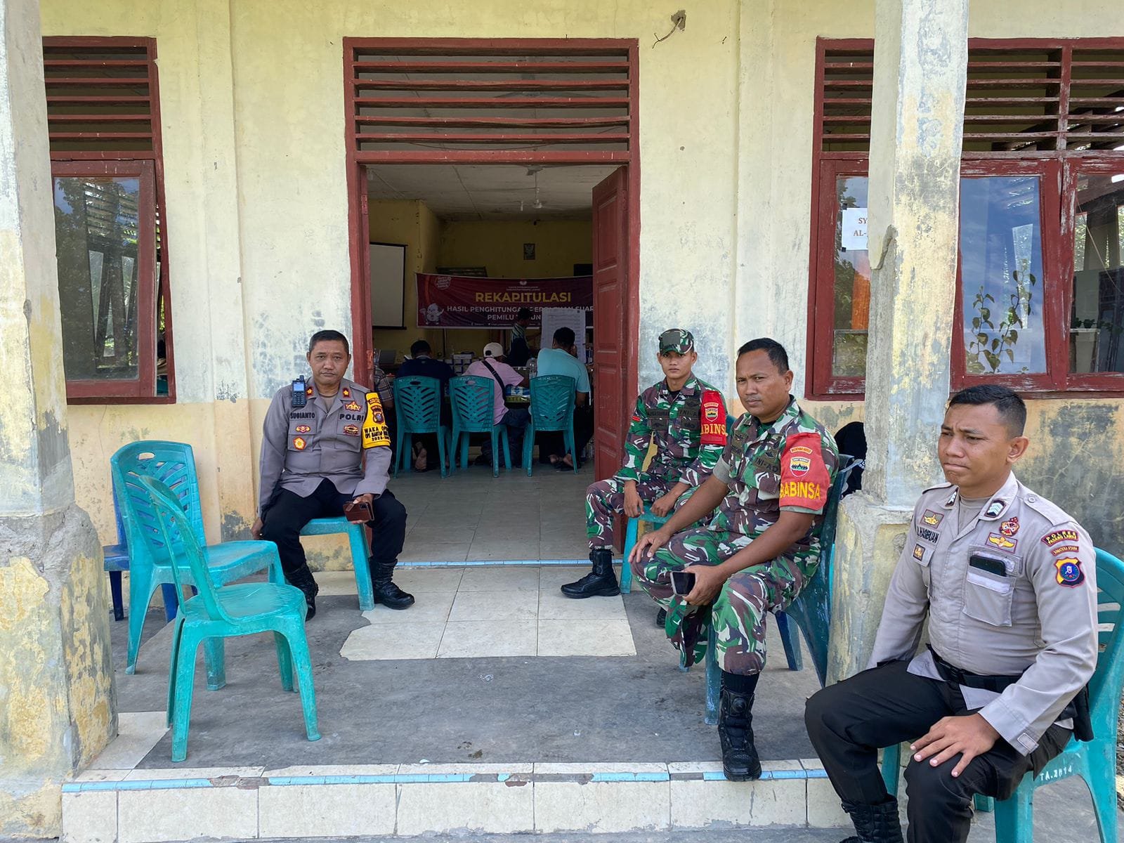 Antisipasi Gangguan Kamtibmas, Waka Polres Palas Bersama Personil Siaga di Kantor PPK Huragi