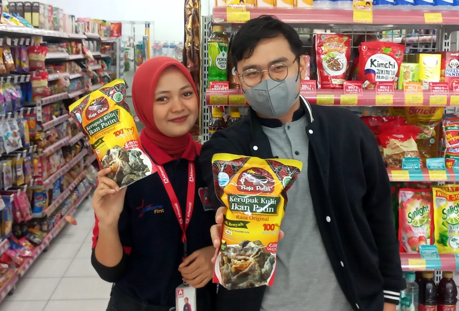 Peran UMKM Raja Patin dalam Mendorong Ekonomi Lokal Melalui Produksi Kerupuk Ikan Patin: Produknya Tersedia di Alfamidi Medan