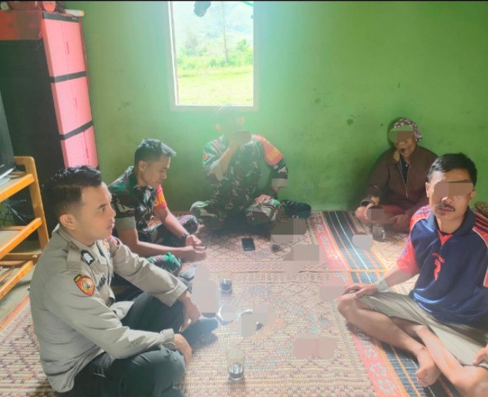 Bhabinkamtibmas Bersama Babinsa Klarifikasi Kasus Onar di Pustu Sihotang Harian Samosir