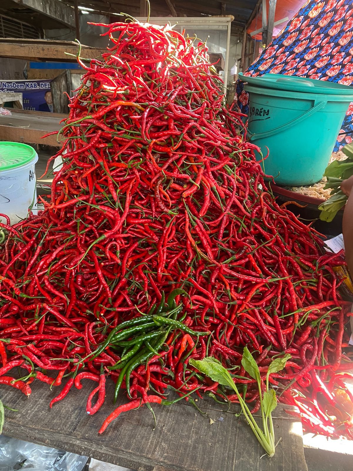 Satu Hari Setelah Awal Ramadhan, Harga Cabai Sentuh 100 Ribu Per Kg