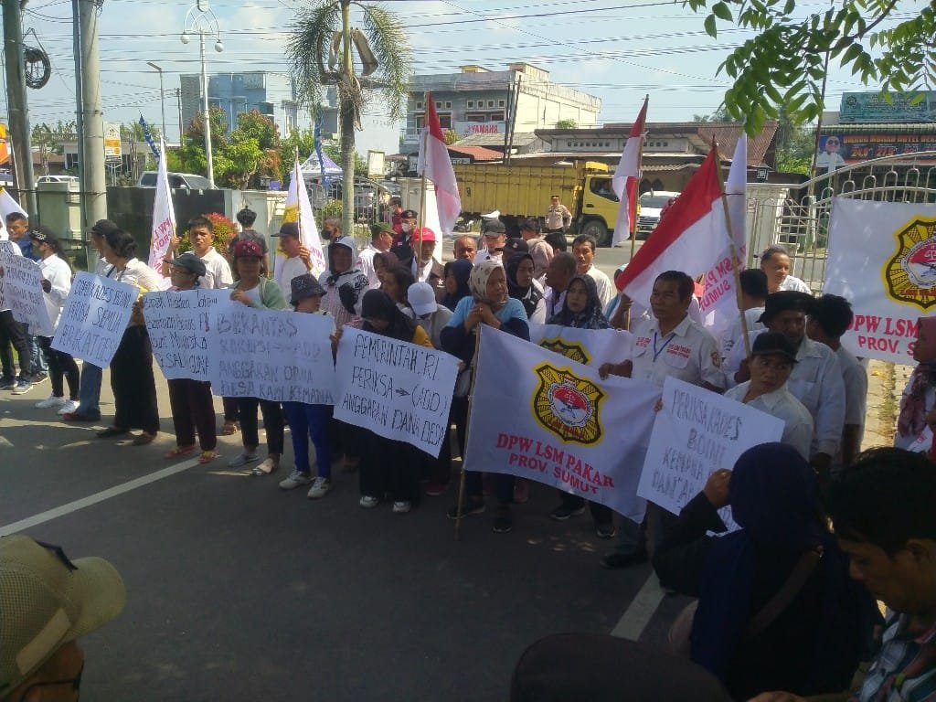 Aksi Unras Warga Desa Penggalangan, Dinilai Banyak Kejanggalan