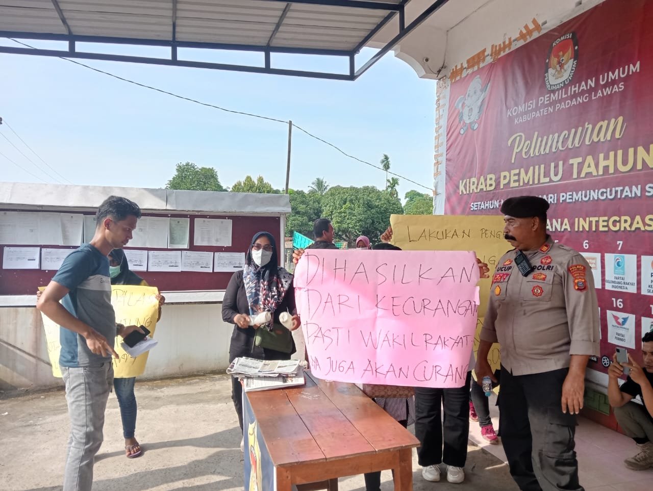 Sat Samapta Polres Palas Laksanakan Pengamanan Unjuk Rasa di KPU