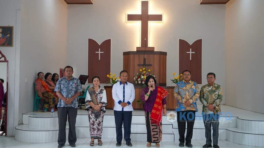 Bupati Karo Hadiri Penahbisan Gereja Batak Karo Protestan Runggun Tiga Jumpa