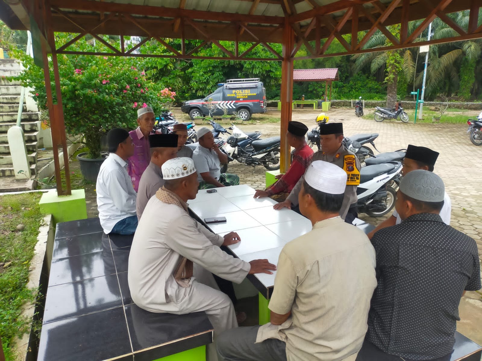Polres Palas Gelar Jumat Curhat di Masjid Addu’a Desa Bulusonik