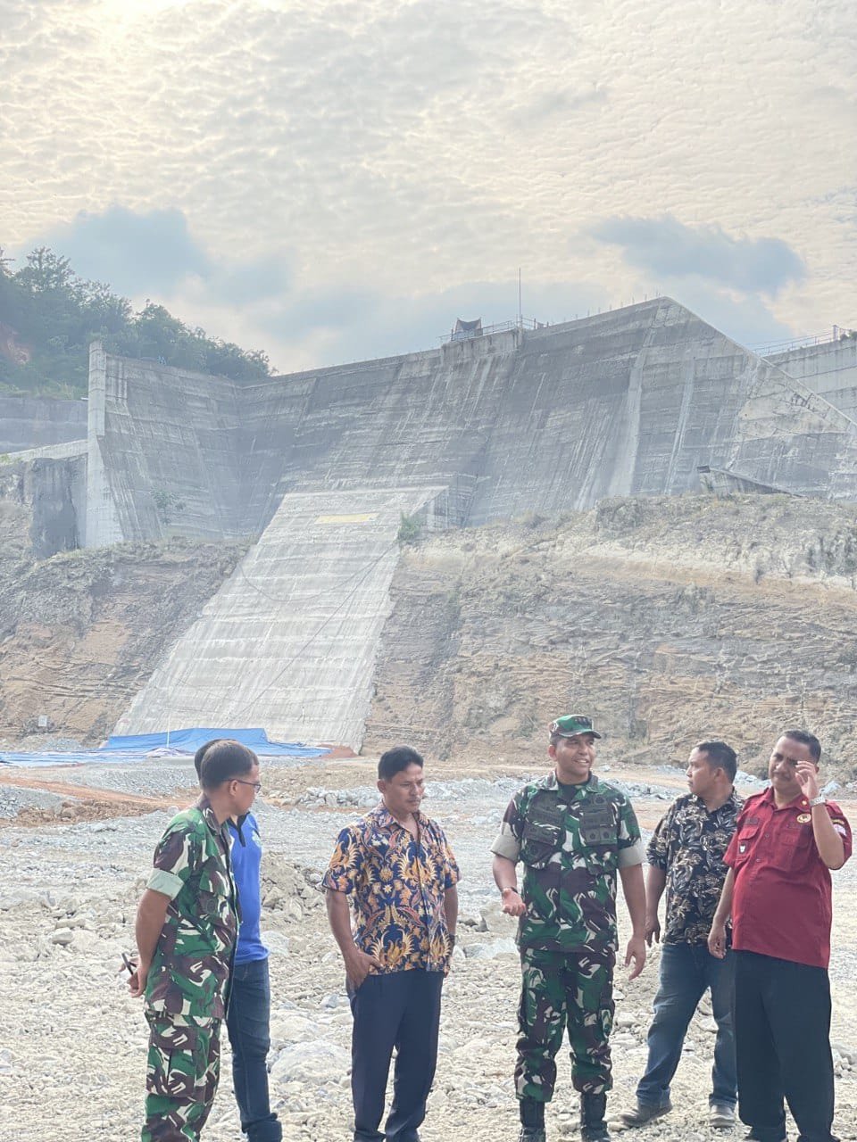 Danrem 022/PT Ajak Masyarakat Sukseskan Proyek Bendungan Lau Simeme Kecamatan Biru Biru