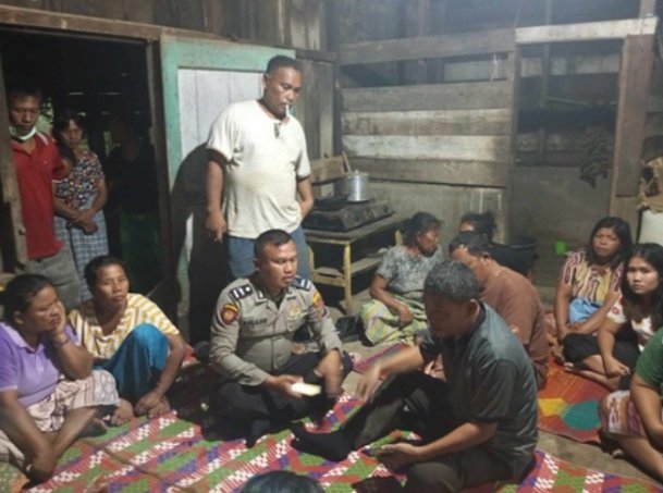 Hebohkan Warga Kecamatan Lau Baleng,Seorang Pria Gantung Diri