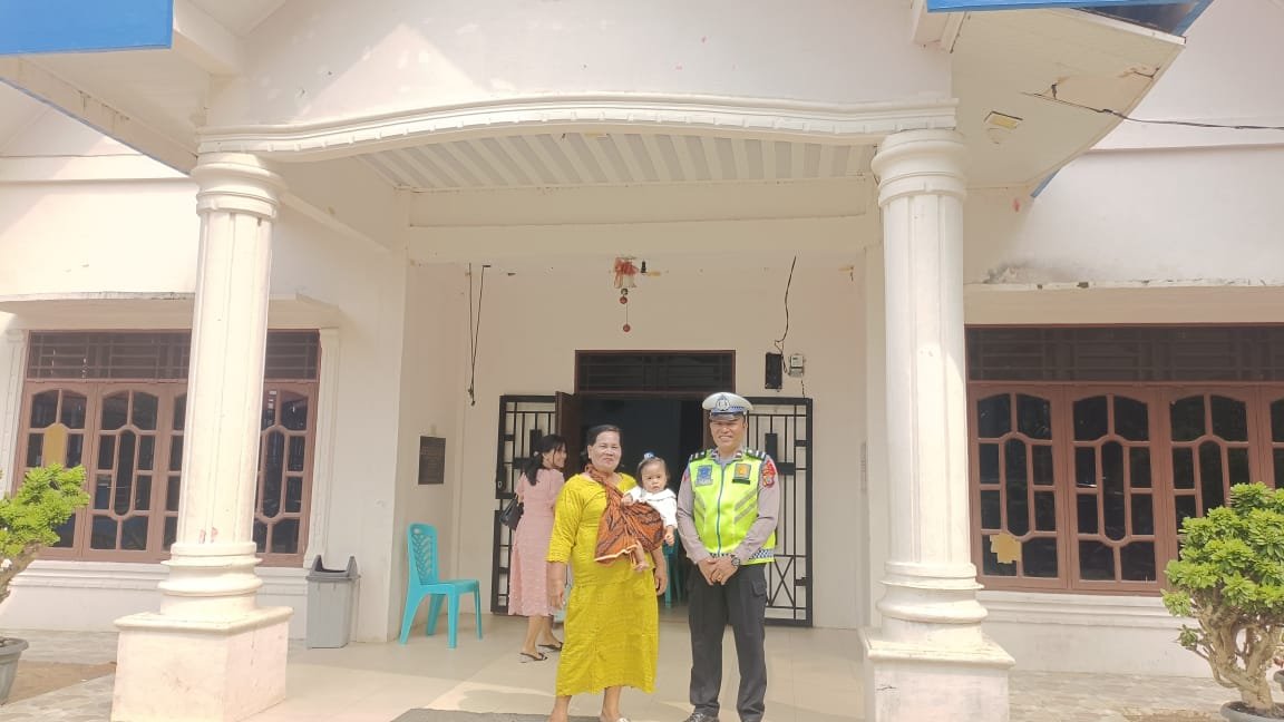 Bhabinkamtibmas Polsek Sosa, Patroli dan Pengamanan Gereja