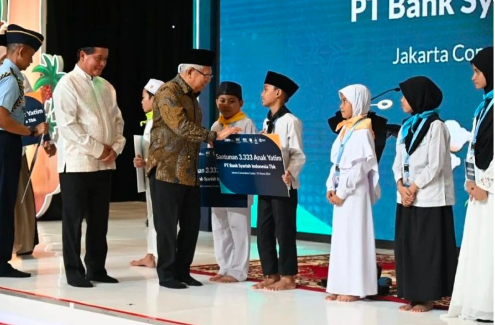 Berbagi Keberkahan, Wapres Hadiri dan Berikan Santunan bagi 3.333 Anak Yatim