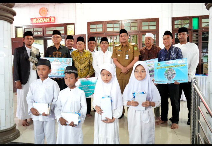 Jalin Silaturahmi Dengan Masyarakat, Wali Kota Medan Bersafari Ramadan Ke Masjid Al Mustaqim