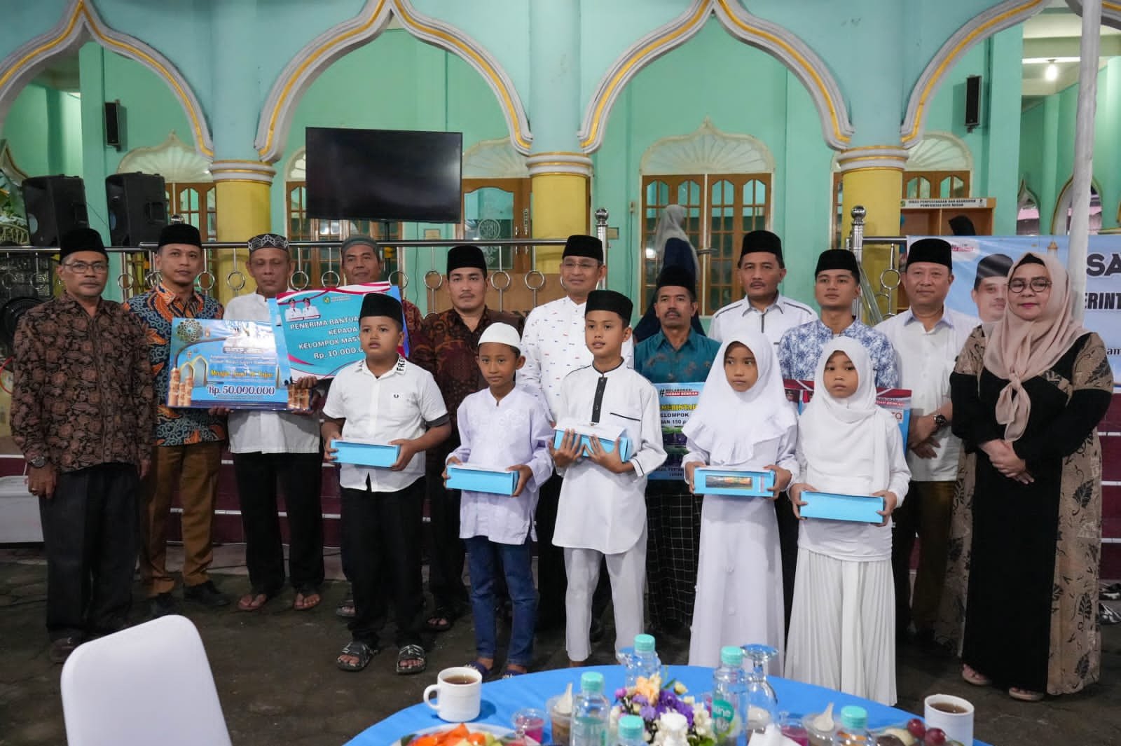 Safari Ramadan, Sekda Salurkan Bantuan Pemko Medan ke Masjid Jami’ Al Fajar