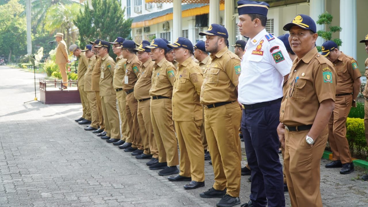 Apel Gabungan, Pj Bupati Langkat Sampaikan 2 Pesan Penting Kepada Seluruh ASN
