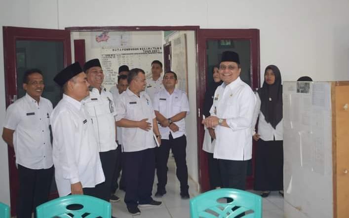 Pj Bupati Palas Silaturahmi Ke Kecamatan Barumun Baru Sekaligus Kunjungi Situs Cagar Budaya Bagas Godang Hasahatan Julu