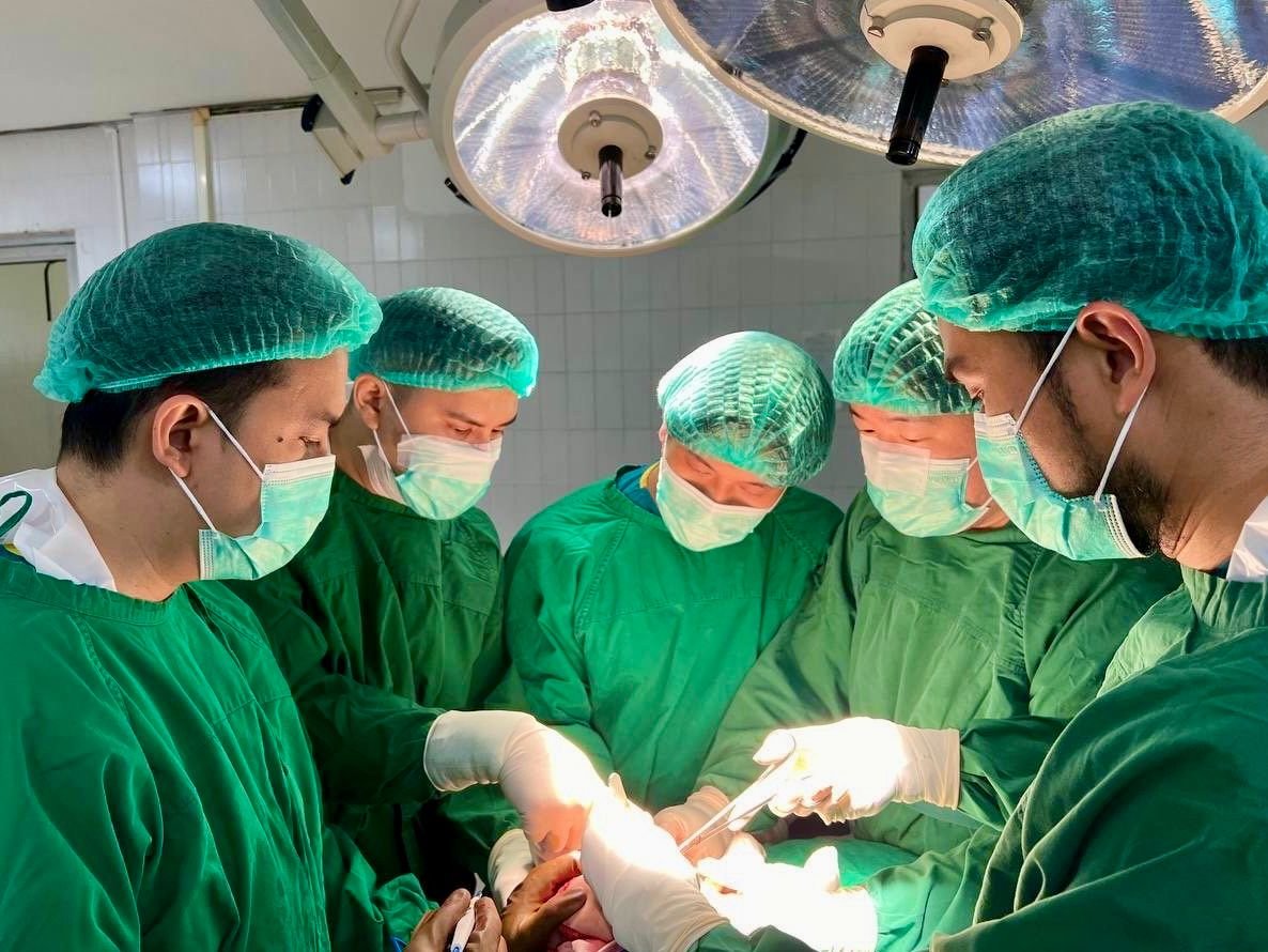 RS Adam Malik Berhasil Lakukan Operasi, Kasus Langka Polimelia pada Balita