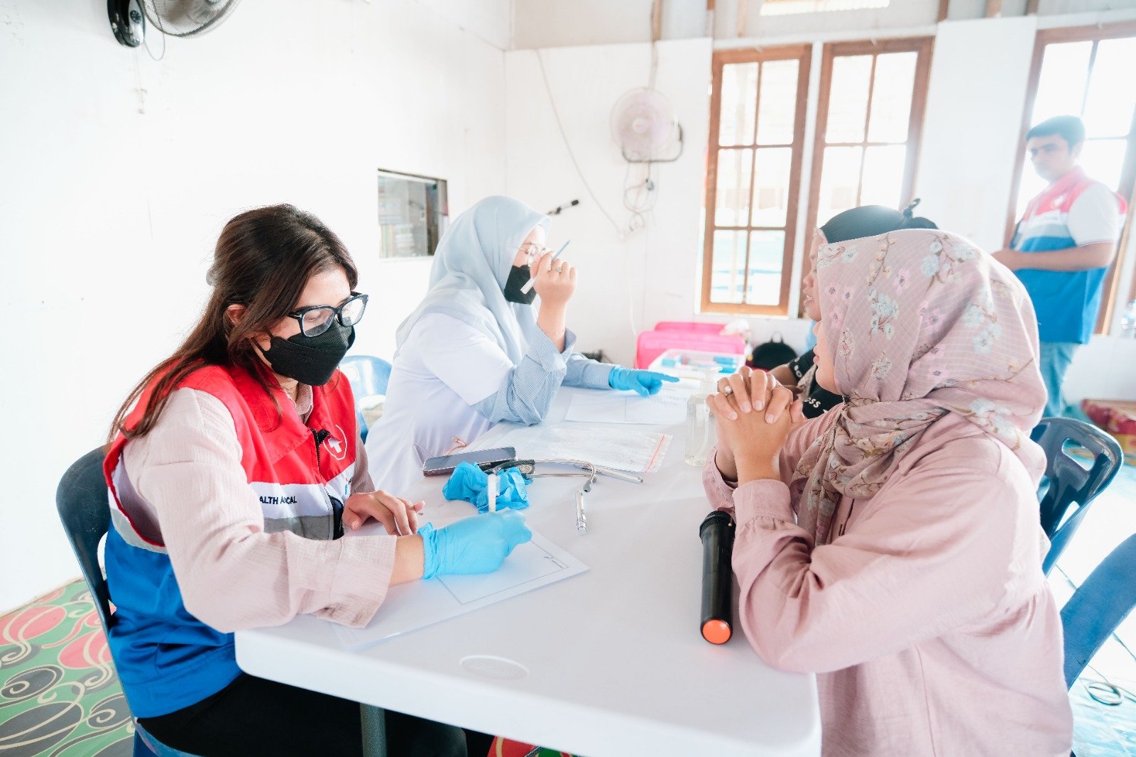 Peringati Hari Buruh Internasional, Pertamina Patra Niaga Selenggarakan Pengobatan Gratis di Belawan