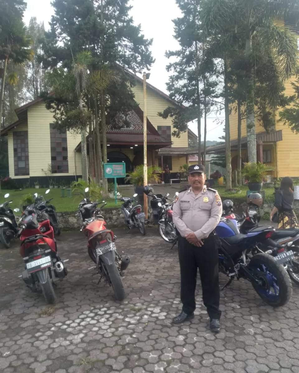 Polsek Berastagi Melaksanakan Pengamanan Gereja, dan Minggu Kasih