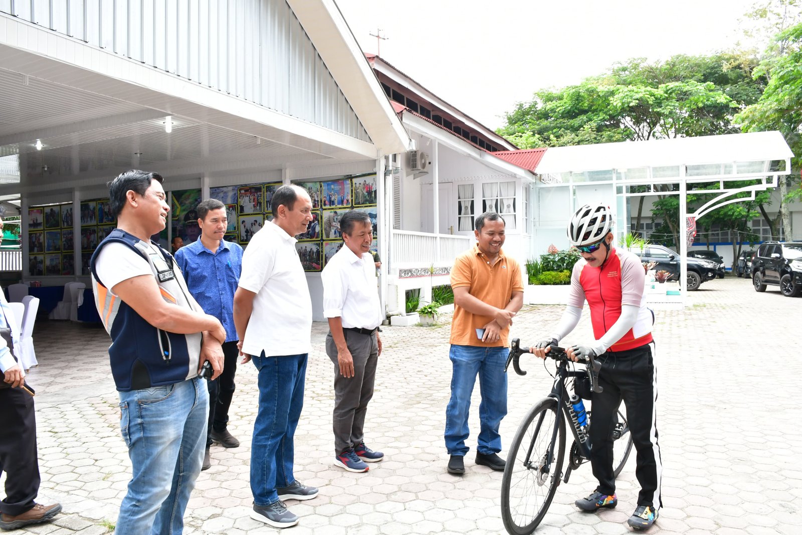 Sekdaprovsu Puji Kemajuan dan Keindahan Alam Kabupaten Samosir