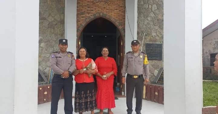 Polsek Barusjahe Melaksanakan Pengamanan Gereja dan Kegiatan Minggu Kasih