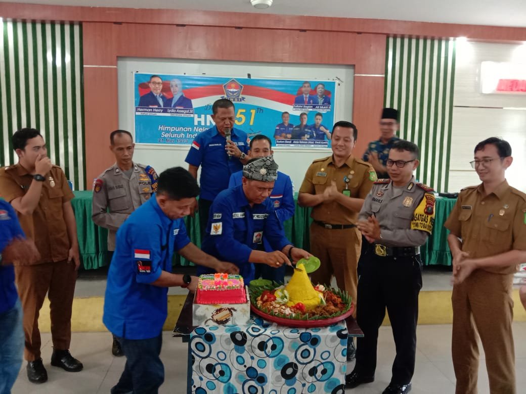 HUT Ke 51, DPC HNSI Medan Gelar Baksos dan Potong Nasi Tumpeng