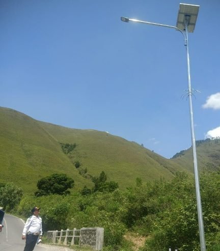 Pemkab Samosir Bersinergi dengan Pemprovsu, Pasang 80 Unit LPJUTS