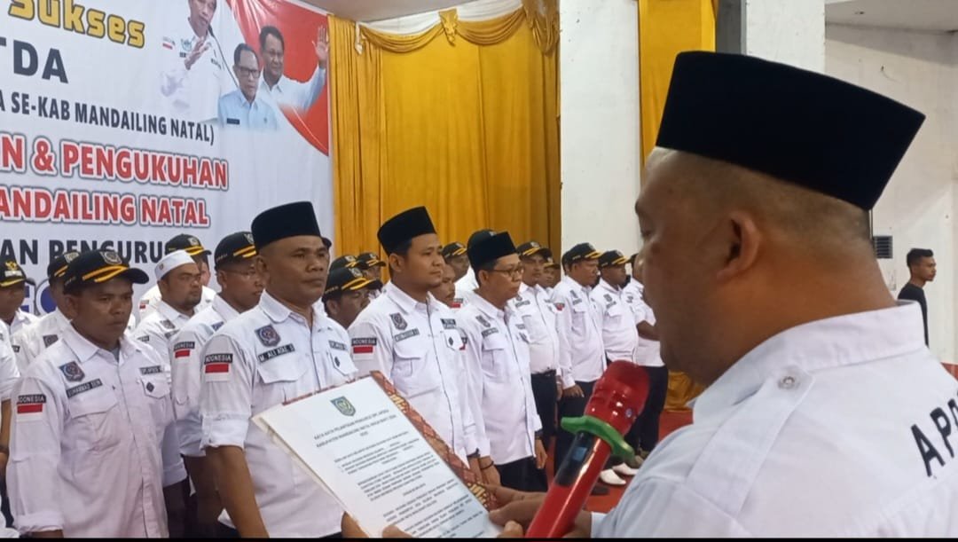 Kukuhkan APDESI Madina, Ketua APDESI Sumut: Kunci Kekuatan Adalah Kekompakan