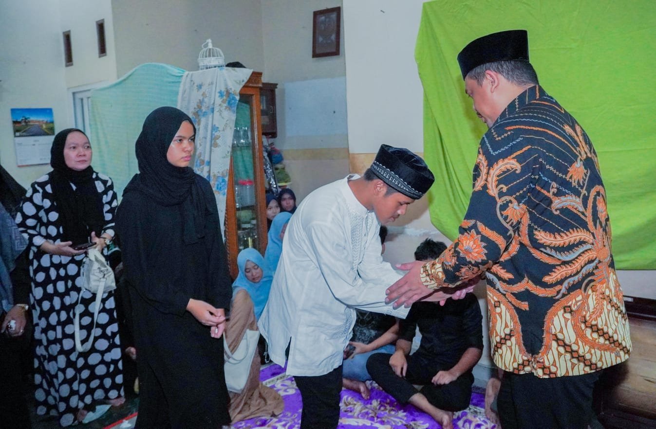 Melayat ke Rumah Duka, Bobby: Pemko Medan Belasungkawa