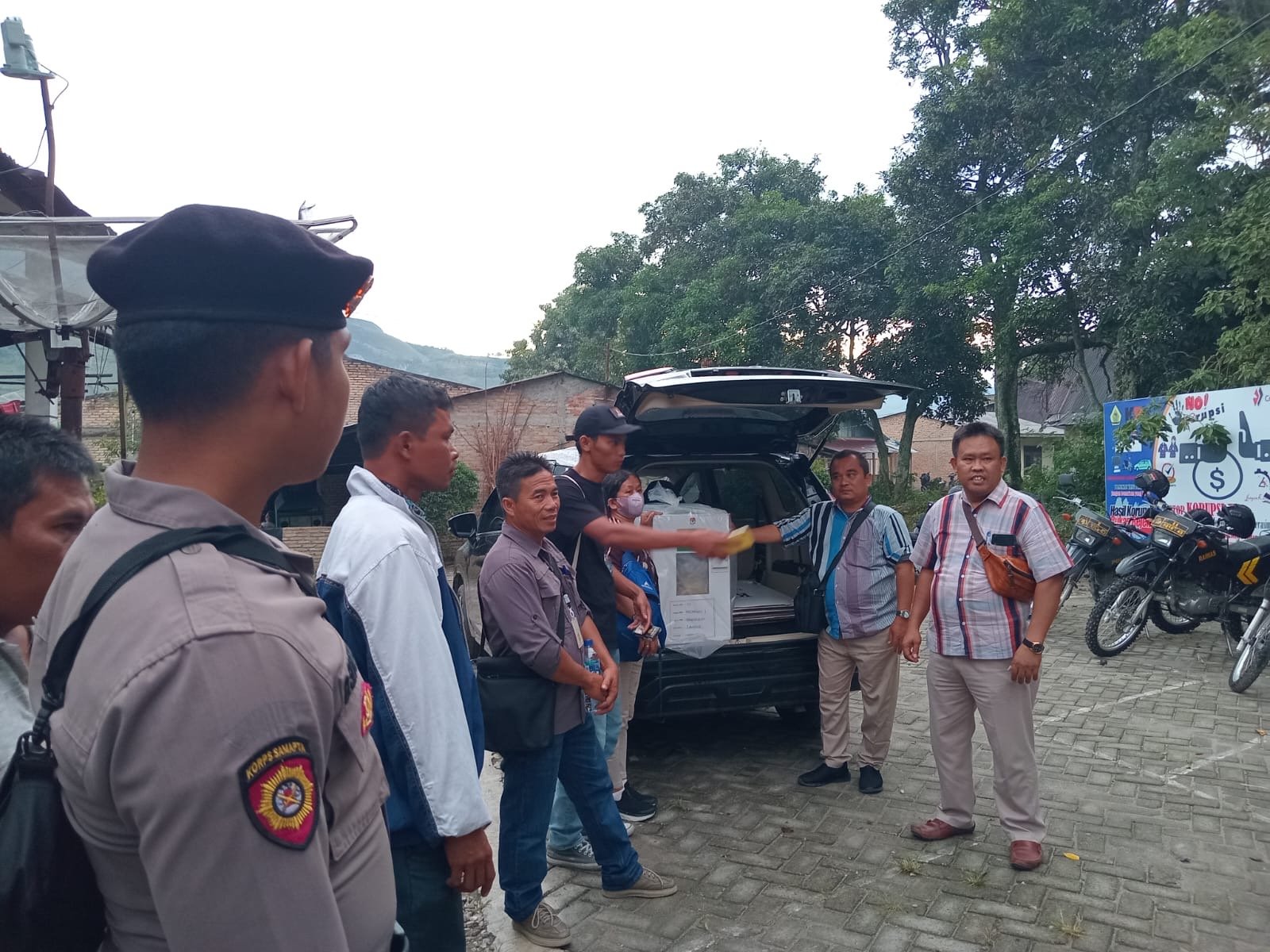 Polres Samosir Ikut Kawal Suksesnya Pemungutan Suara Ulang