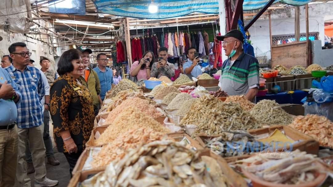 Bupati Karo Tinjau Langsung Kondisi Pusat Pasar Kabanjahe