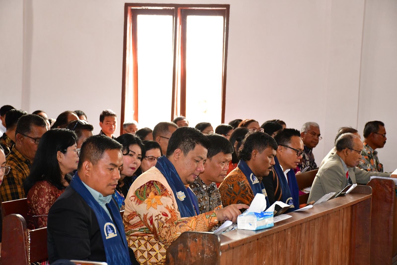 Bupati Samosir Letakkan Batu Pertama Pembangunan Gedung Konsistori dan Sekolah Minggu HKBP