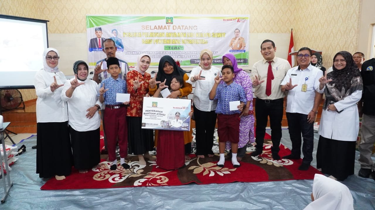 Dinsos Kabupaten Langkat Luncurkan “Datuk Seri Langkat” dan Pelatihan Anyaman Lidi Disabilitas