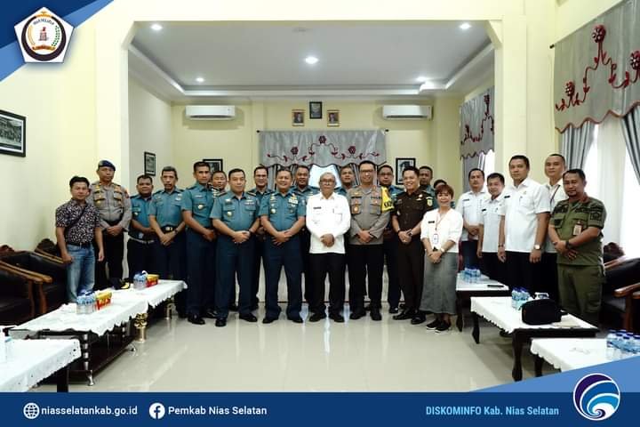 Danlantamal II Padang Kunker ke Lanal Nias