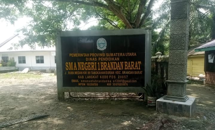 Kadisdik Provsu Diminta Copot Kasek SMAN 1 Berandan Barat