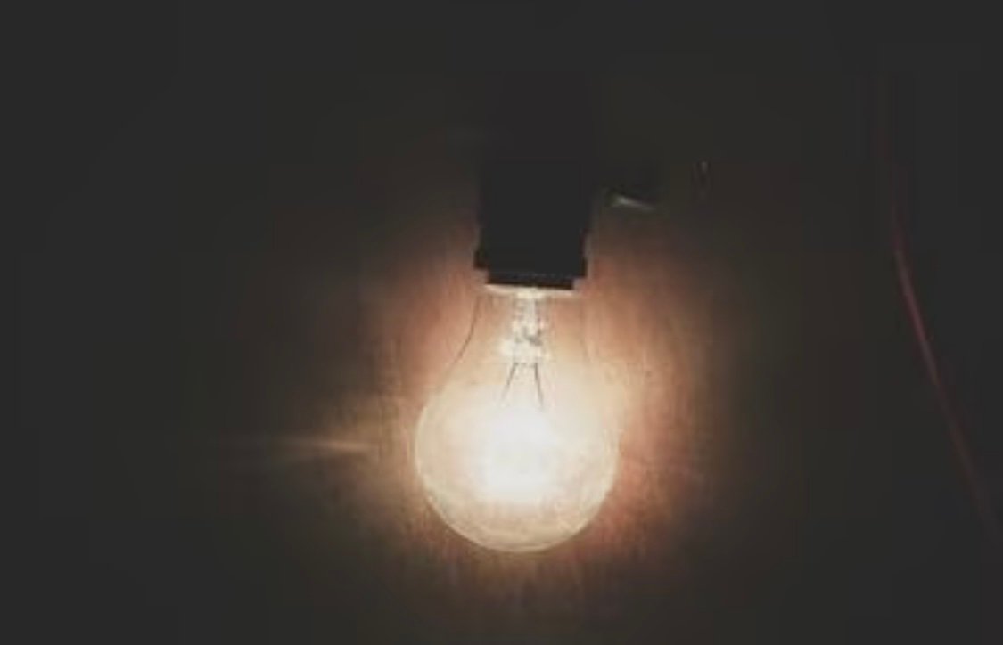 Akhirnya 90% Persen Pelanggan Terdampak Pemadaman Listrik Kembali Menyala