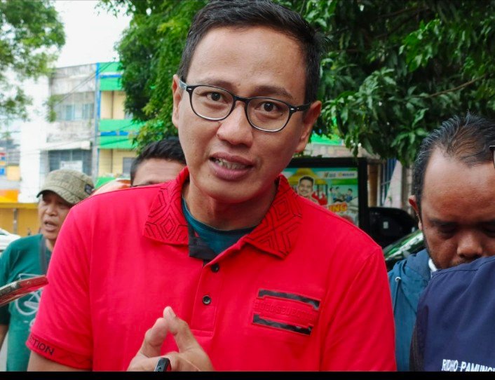 Rupiah Berbalik Menguat, IHSG Ditutup Naik