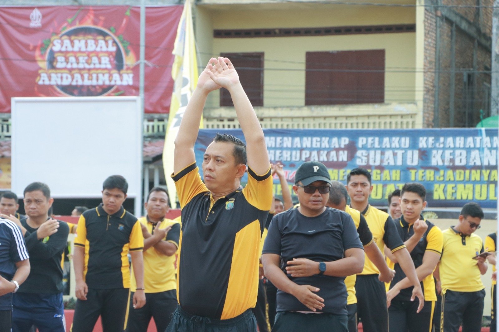 Sambut Hari Bhayangkara ke-78, Polres Samosir Olahraga Bersama Antar Instansi