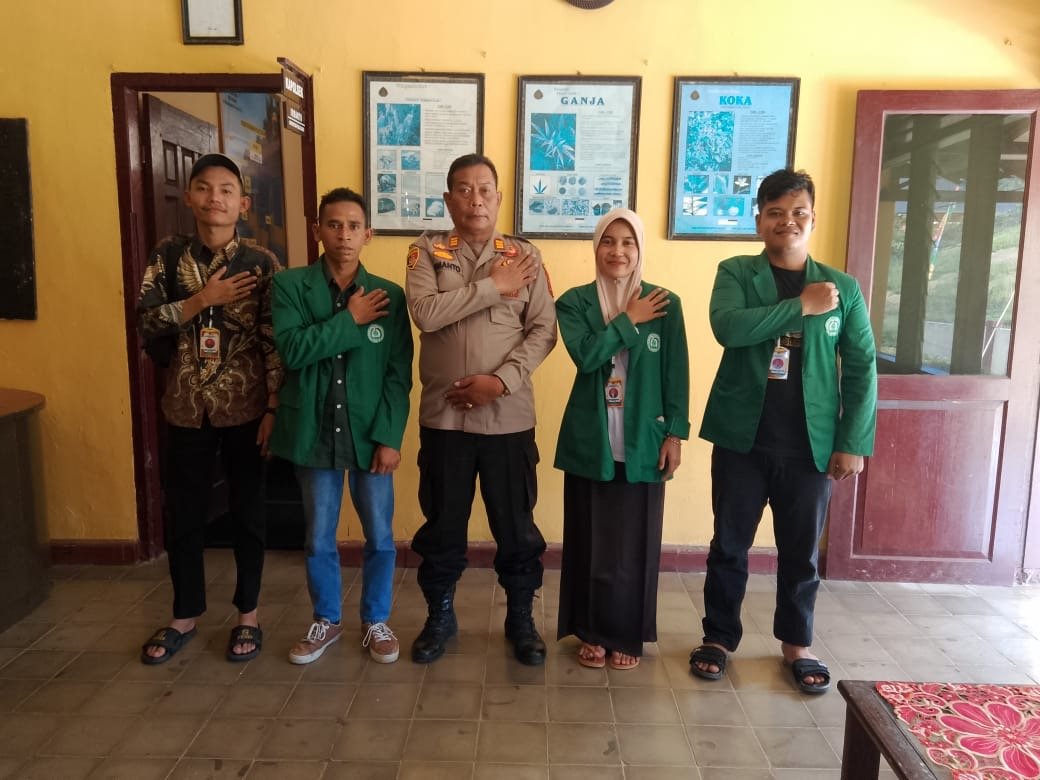 Kapolsek Sosopan Minta Mahasiswa KKL Beradaptasi dengan Masyarakat