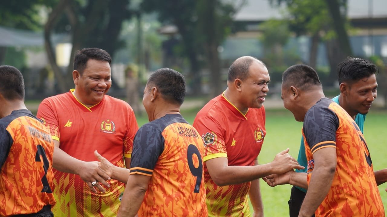 Faisal Hasrimy Galang Persahabatan Dengan Pertandingan Bola