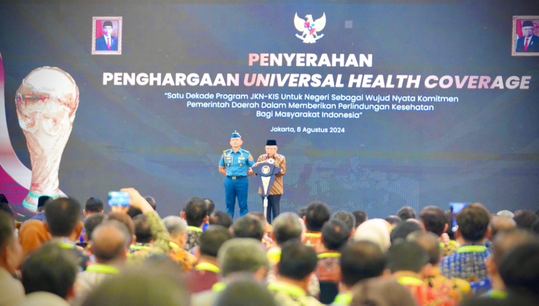 Pemko Medan Raih UHC Awards 2024
