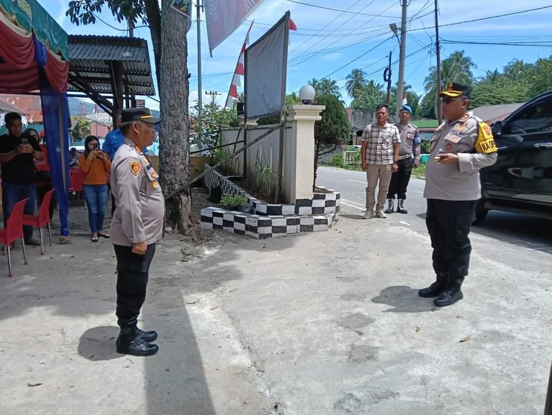 Kapolres Karo Kunjungi Polsek Mardingding dan Gelar Jumat Barokah