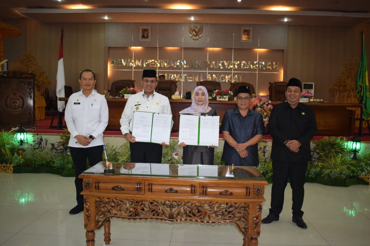 2,7 Triliun Perubahan APBD Langkat Disahkan