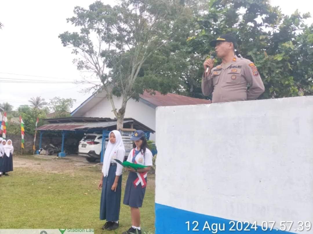 Polsek Mardingding Gelar Pembinaan di SMP Negeri 1 Lau Baleng
