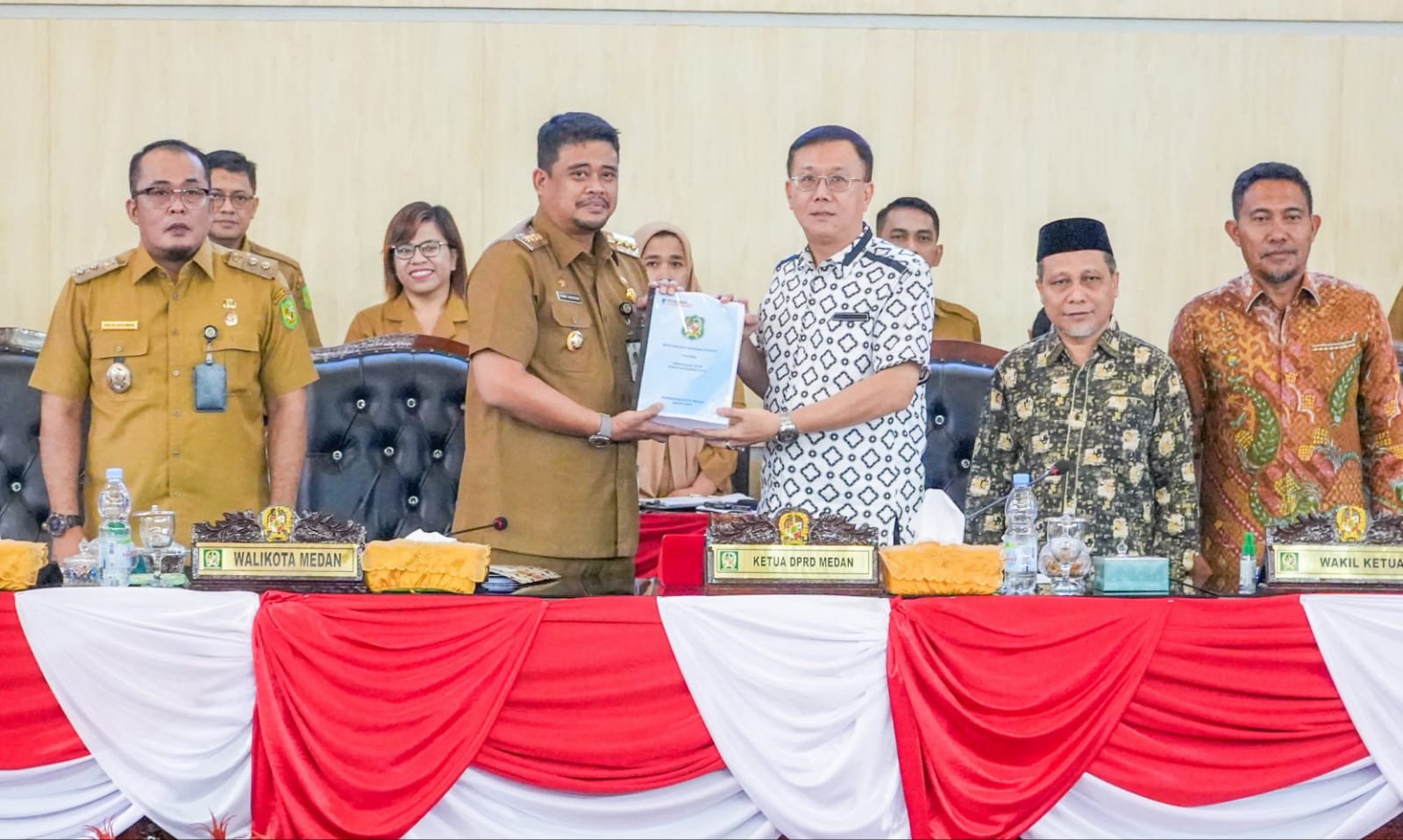 Bobby Sampaikan Rancangan APBD Perubahan 2024