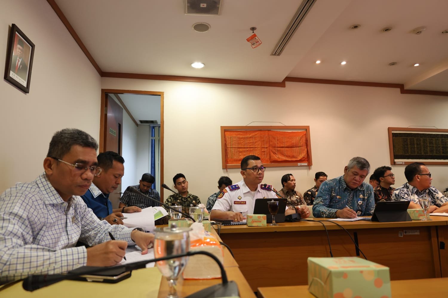 Dishub Sumut, Baltek Perkeretaapian dan PT KAI Divre Sumut Gelar RDP dengan Komisi D DPRD Sumut